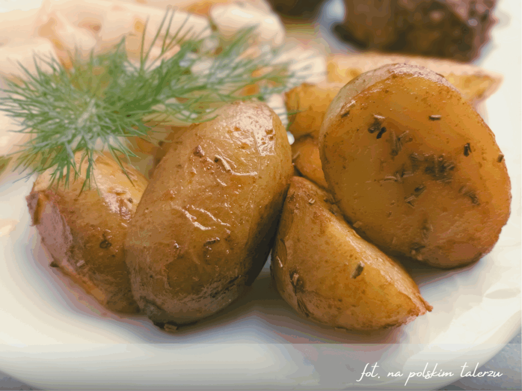 Młode ziemniaki z patelni