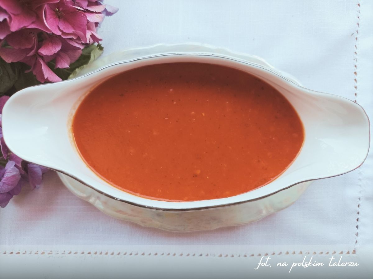 Sos pomidorowy ze świeżych pomidorów