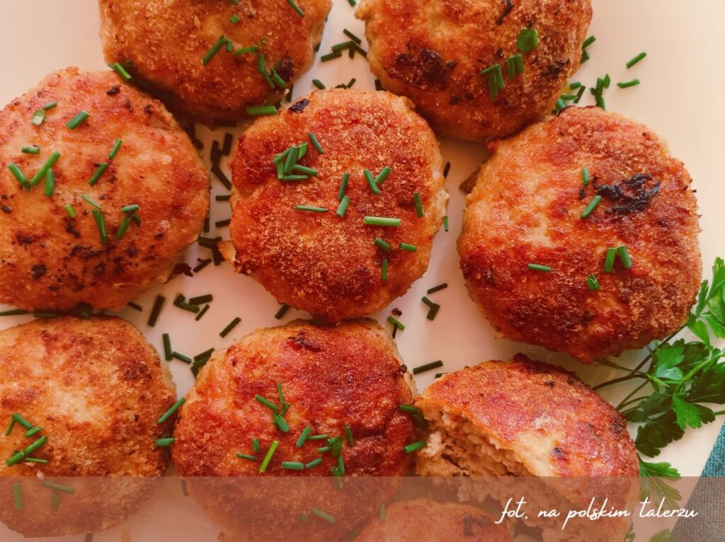 Soczyste kotlety mielone z piekarnika, pieczone mielone