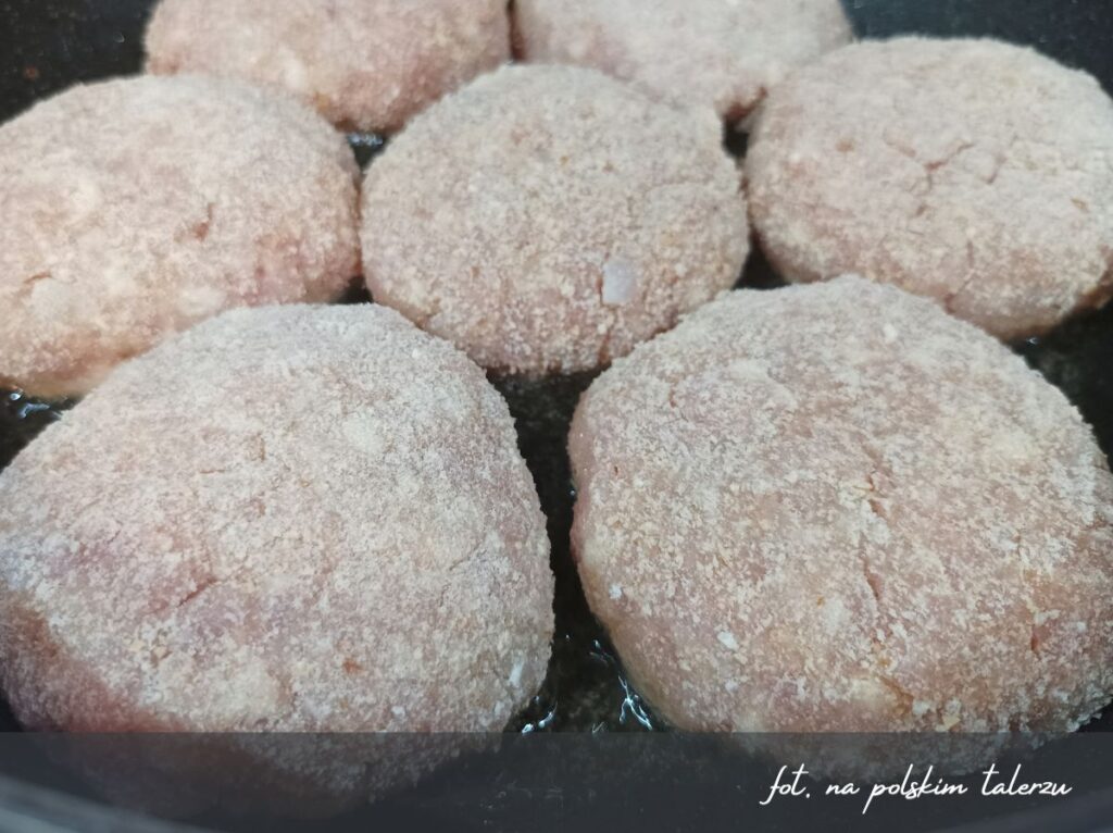 Soczyste kotlety mielone z piekarnika, pieczone mielone, 6