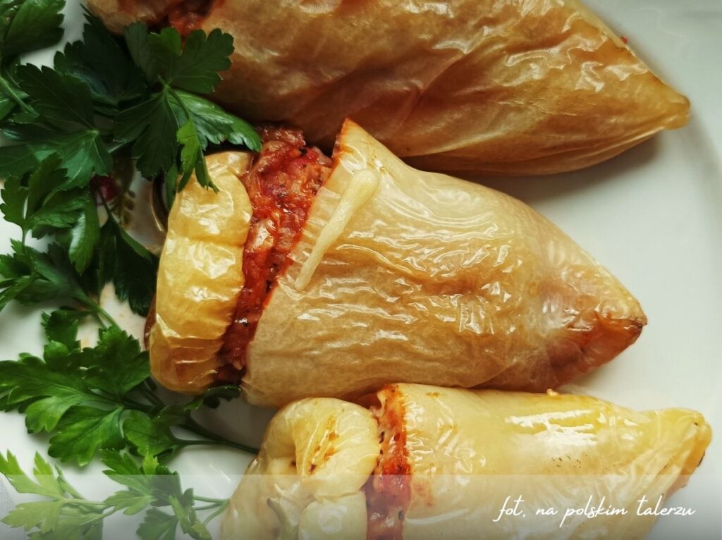 papryka faszerowana miesem mielonym, biala, 3