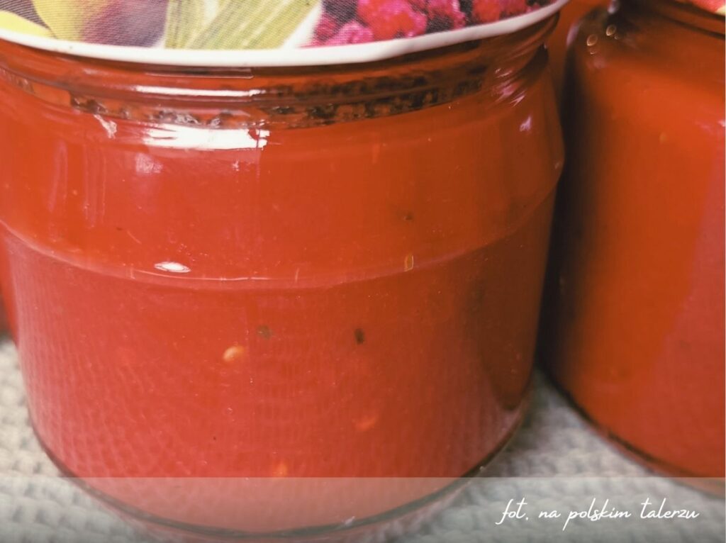 Przepis na pasta z papryki do słoików Pasta paprykowa ajvar przepis na zimę do słoików z pieczonej papryki