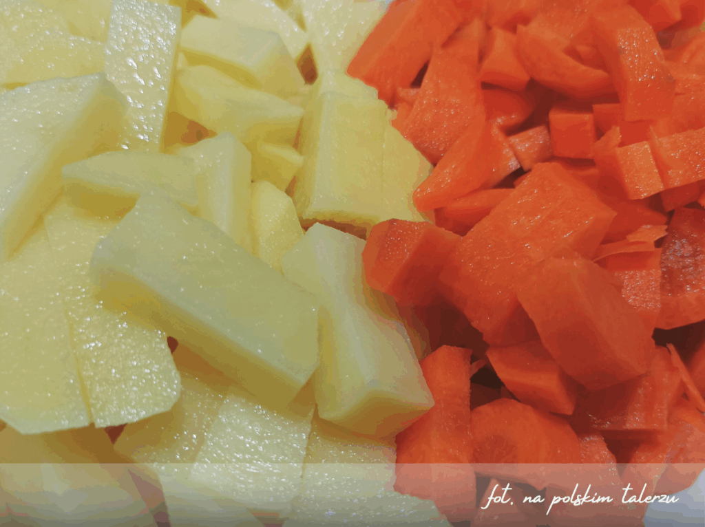 Zupa z kalafiora z marchewką i ziemniakami Zupa kalafiorowa, 3