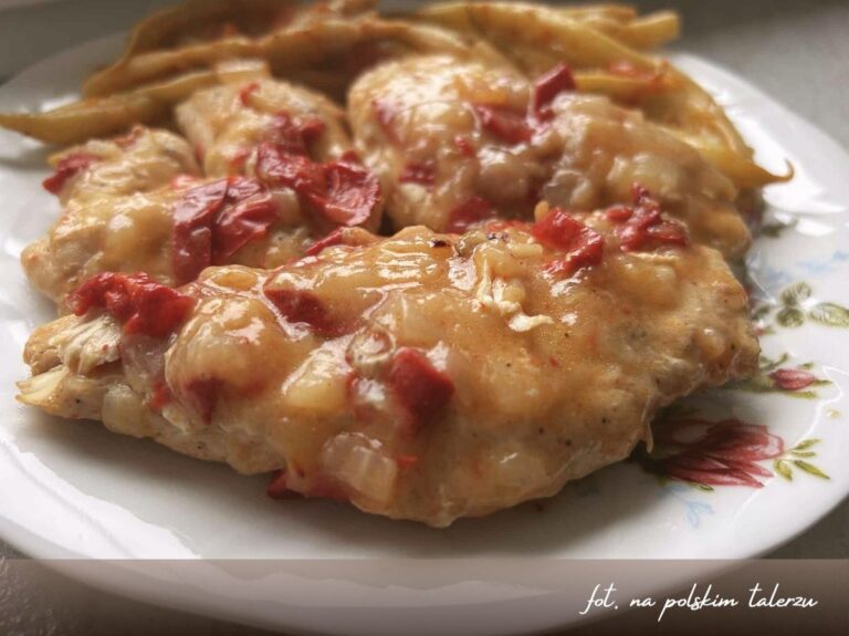 Filety z kurczaka w sosie, filet z kurczaka na obiad