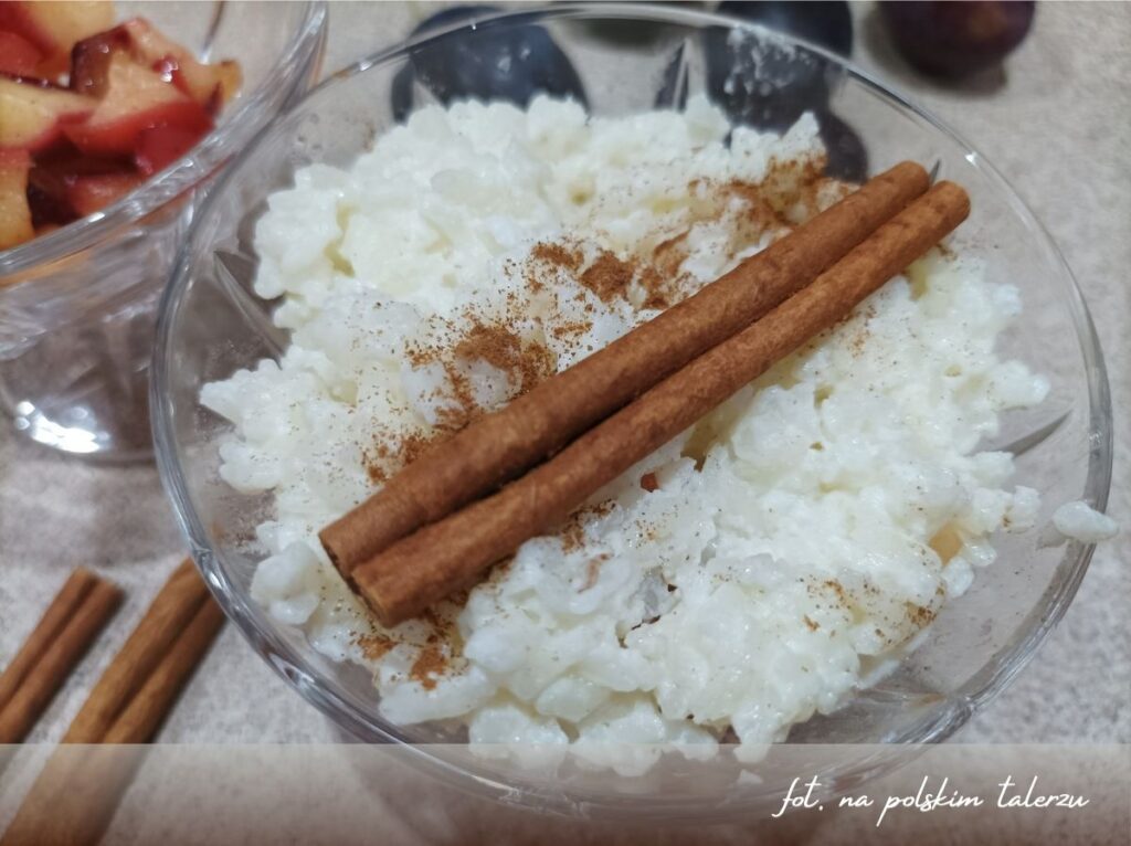 Ryz na mleku z jablkami, 1