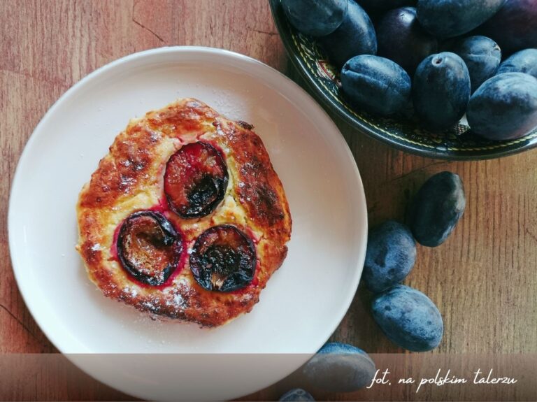 Placki ZE ŚLIWKAMI – PLACKI TWAROGOWE Z PIEKARNIKA