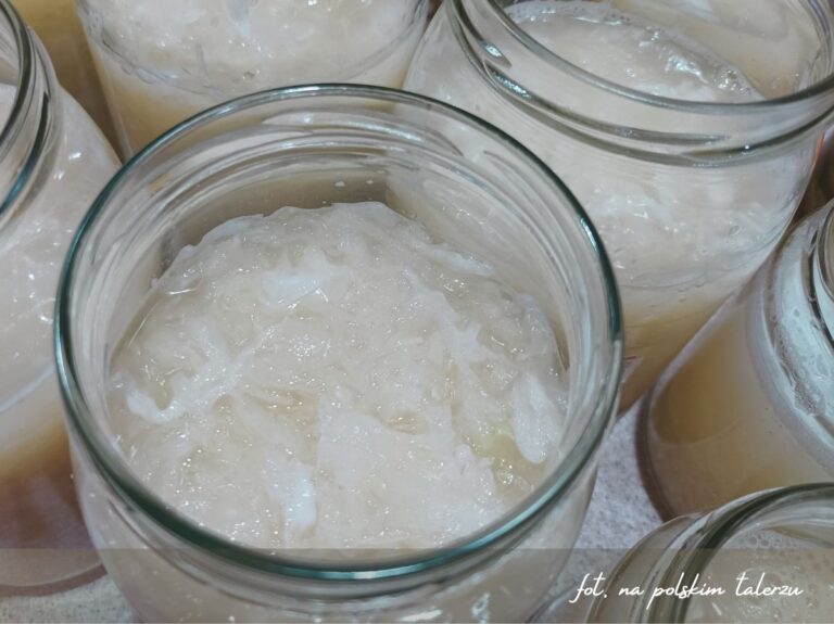 KAPUSTA KISZONA W SŁOIKACH