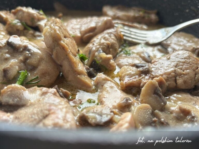 POLEDWICZKI W SOSIE PIECZARKOWYM przepis