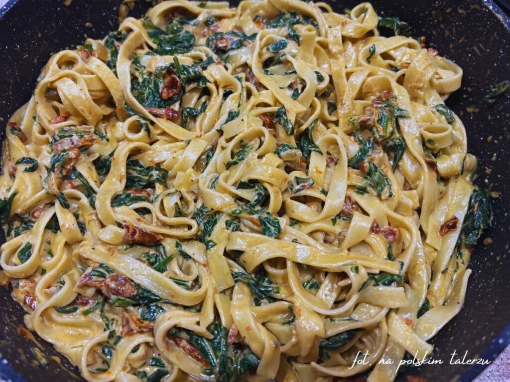 Makaron ze szpinakiem